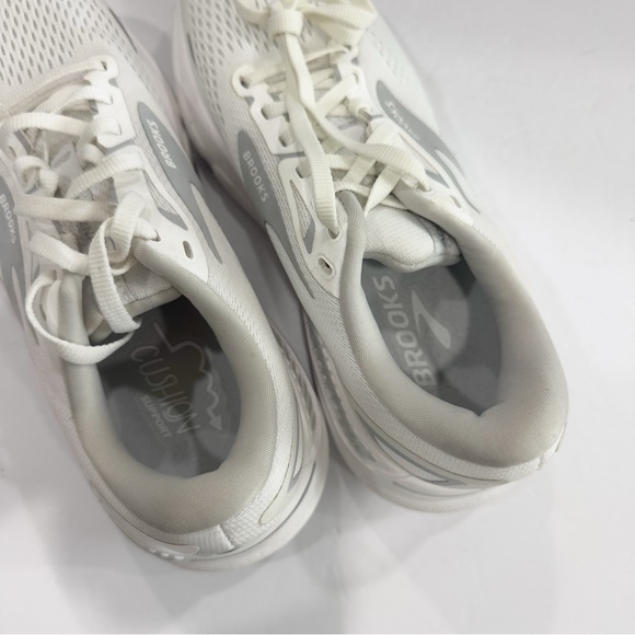 Brooks Adrenaline GTS 23 Women’s Shoes - Picture 7 of 8